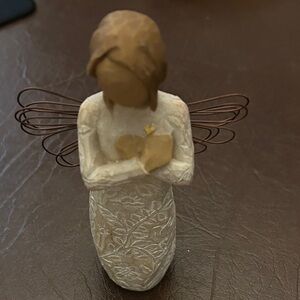 Willow Tree Angels Remembrance
by DEMDACO